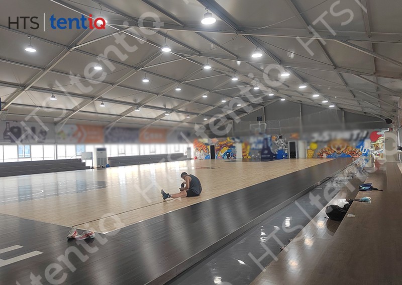 戶外篷房籃球館縱使狂風(fēng)暴雨，也能從容應(yīng)對