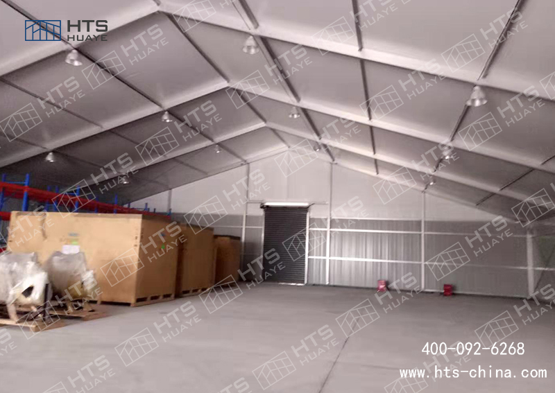 哪怕是租賃的場(chǎng)地也可以用拼裝篷房倉(cāng)庫(kù)來(lái)擴(kuò)倉(cāng)